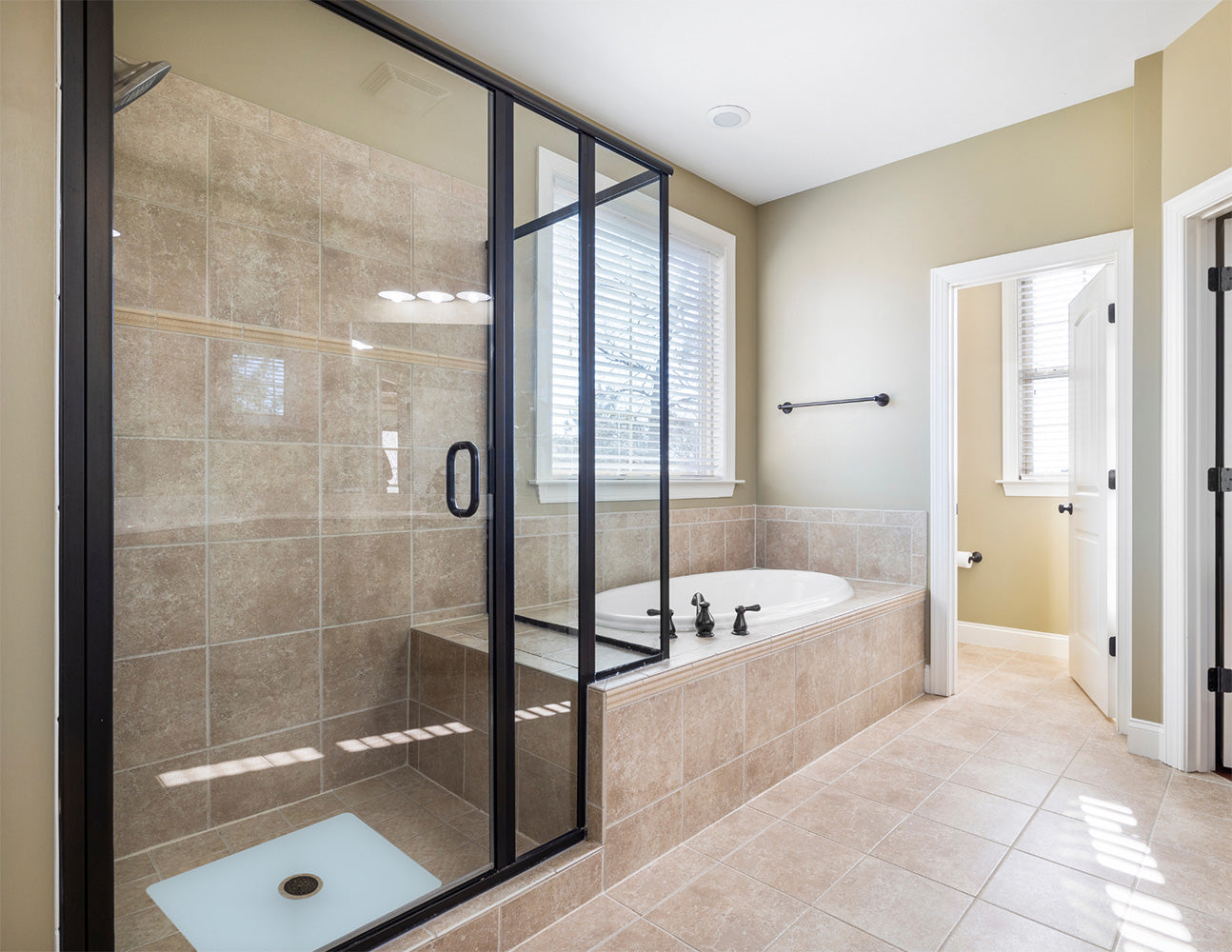 Shower Mat (w/ Drain Hole)