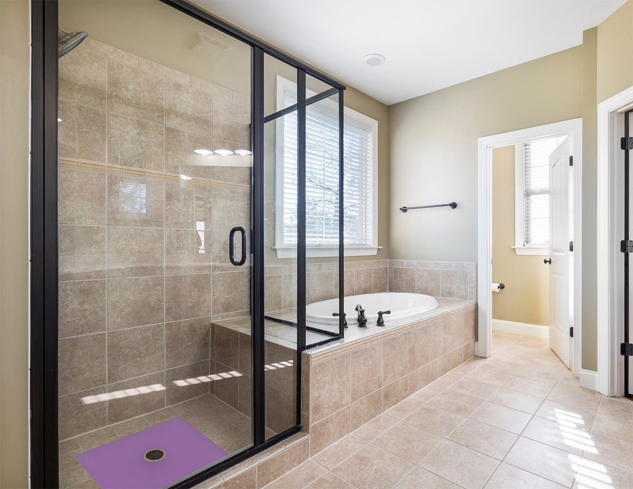 Shower Mat (w/ Drain Hole)